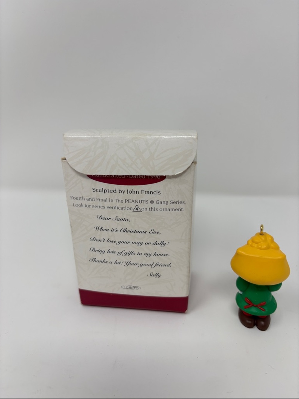 Hallmark Peanuts Sally Figurine Ornament in Green and Yellow 1996 - Picture 3 of 4
